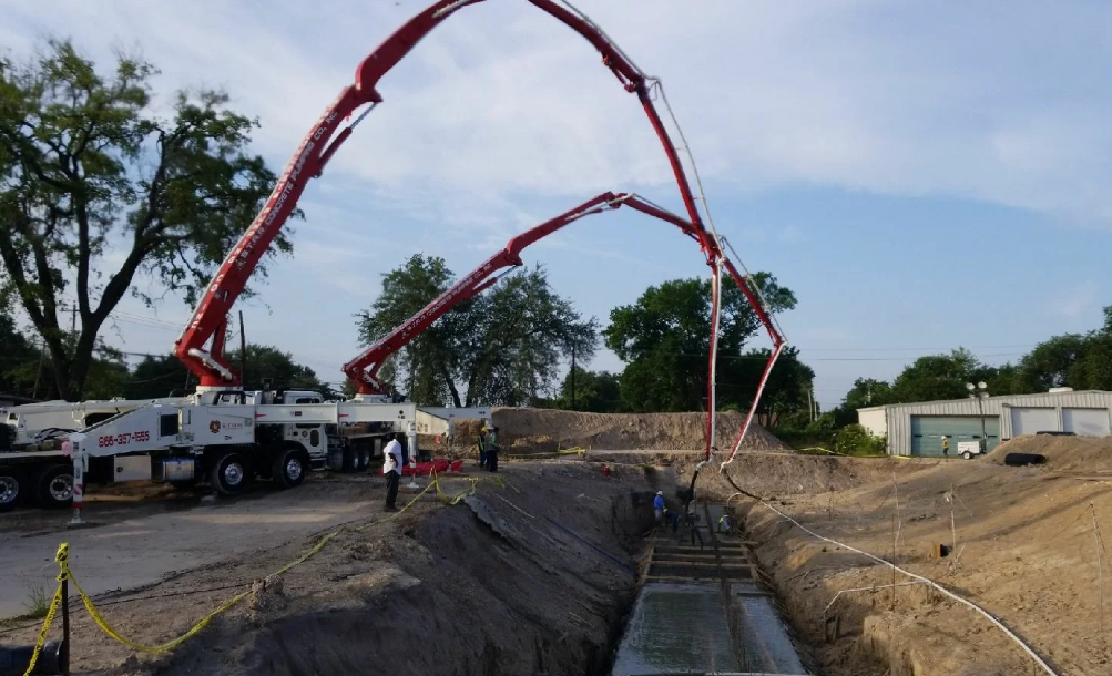 Durable concrete slab placement — industrial floor performance (24)